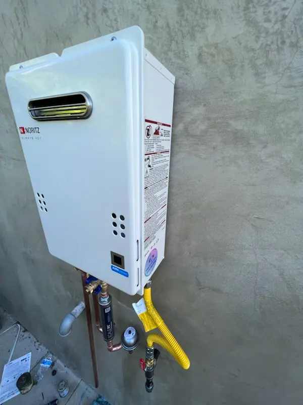 Tankless water heater installation for Oak Forest - Garden Oaks homes